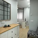 Enira 80 דירה *