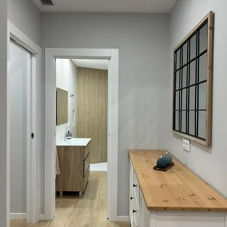 Enira 80 Apartment *