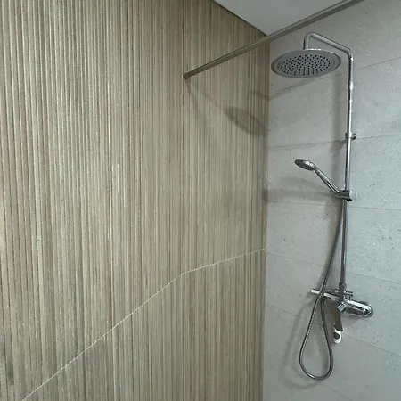 Apartament Enira 80