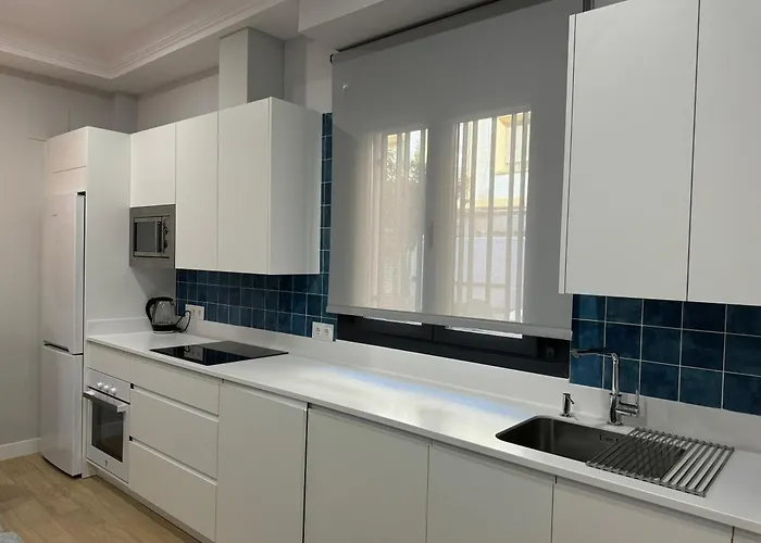 Appartement Enira 80 *